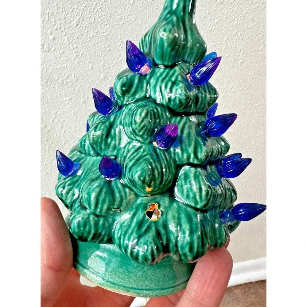 VTG Ceramic Light Up Christmas Tree Blue 5